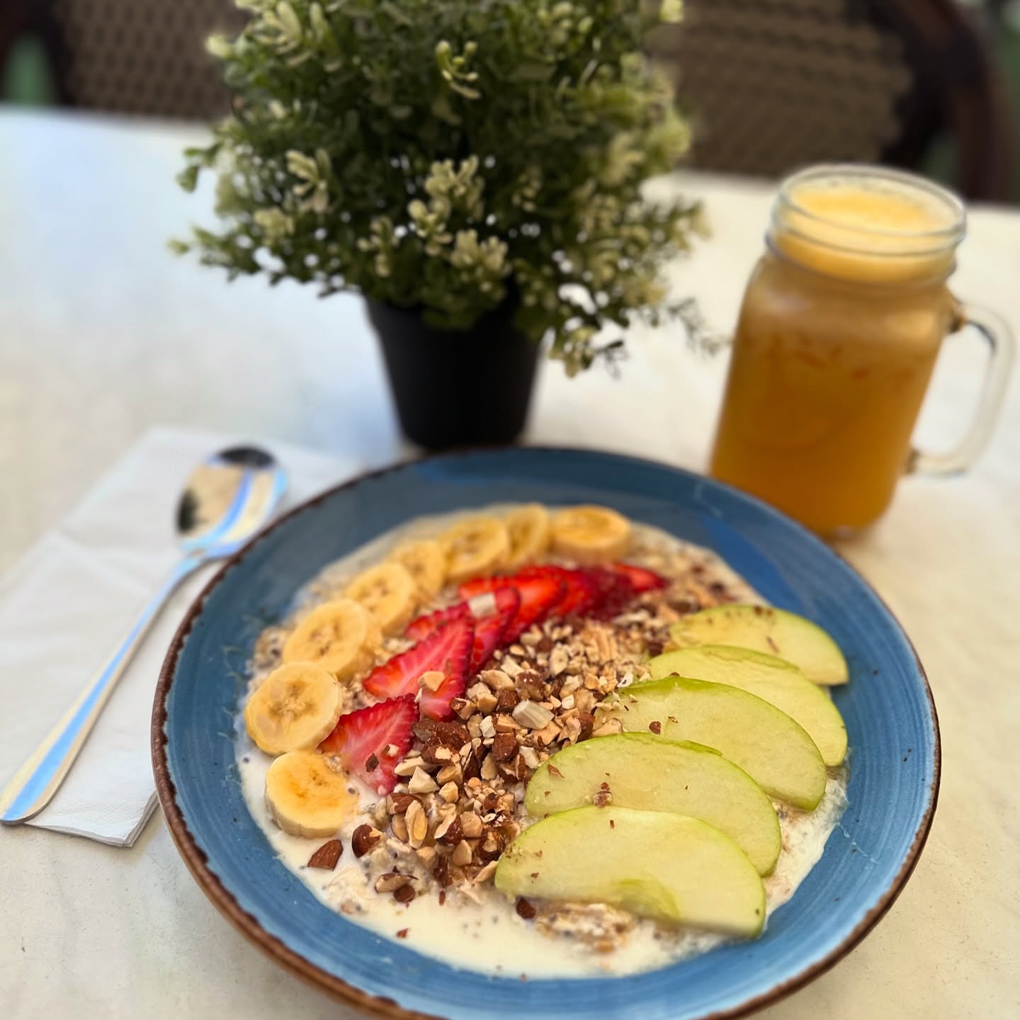 Cafe Va Bene Dining Menu