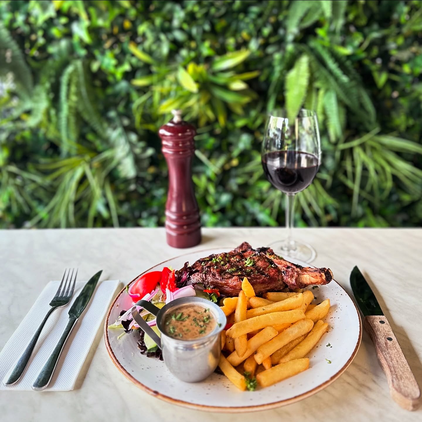 Cafe Va Bene Dining Menu